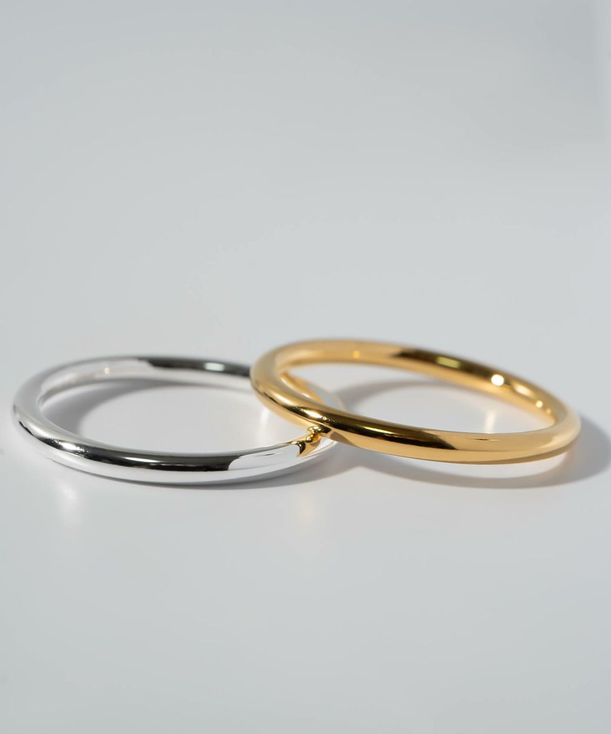 指輪 レディース シルバー リング 925 シルバーリング 【AUREOLA アウレオラ2mm】重ね付け 人差し指 中指 親指 金属アレルギー 対応 つけっぱなし おしゃれ ゴールド ラウンド 丸 シンプル レディースジュエリー アクセサリー プレゼント ギフト