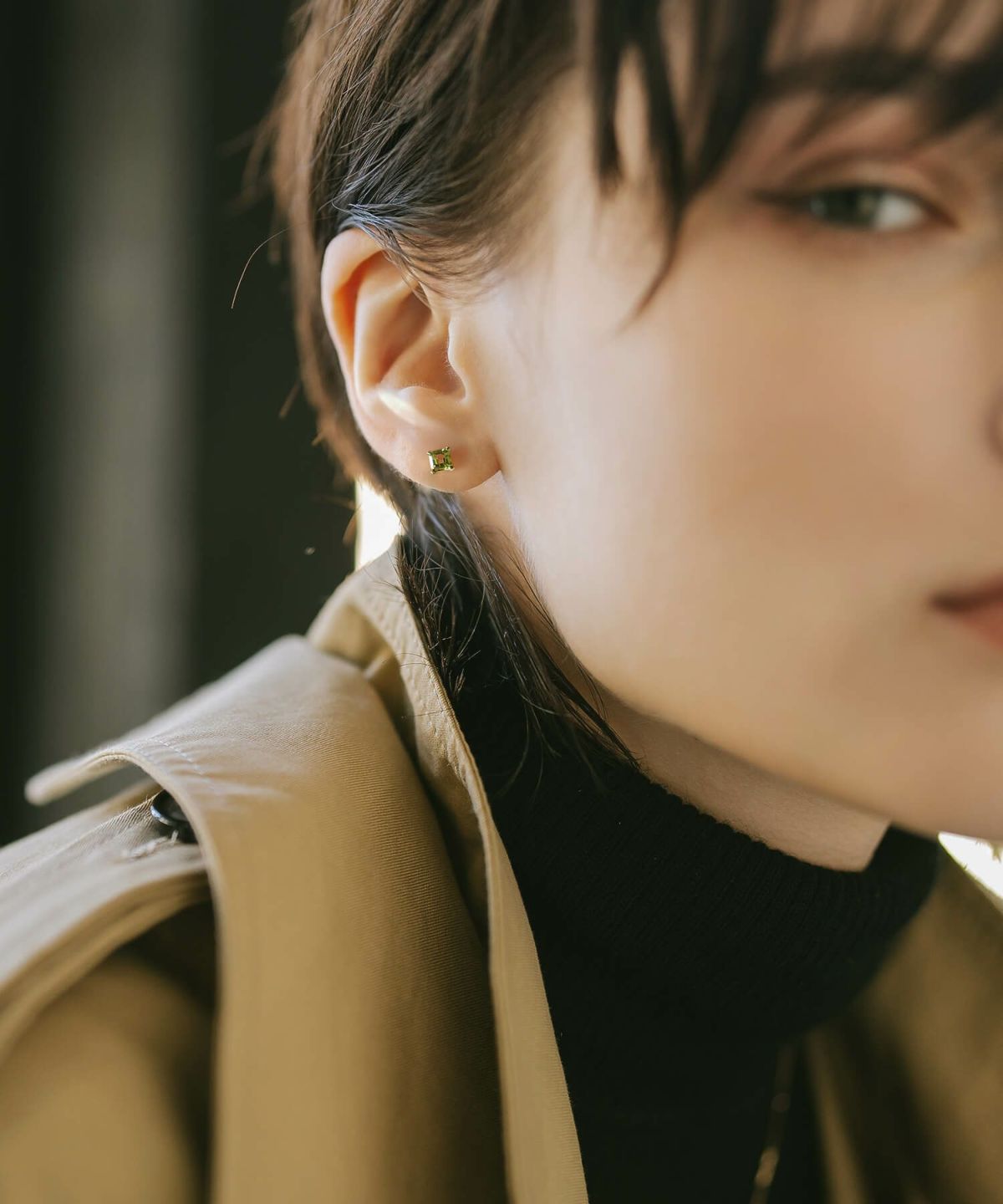  ペリドット ピアス ゴールド K10 天然石 【tetra-ena テトラ・エナ】 金属アレルギー 対応 ブランド ピアス 四角 10K 10金 小さめ ピアス 小ぶり 大人 おしゃれ シンプル レディース 小さい 誕生石 エレガント 石 パワーストーン お守り 繊細 軽量