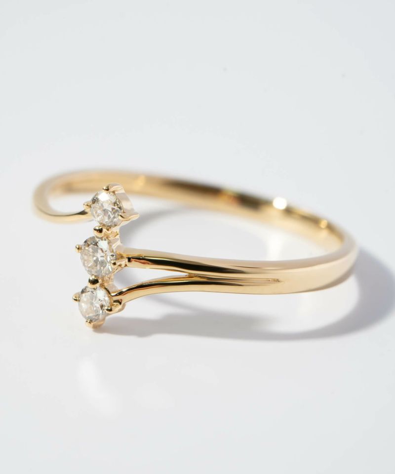 3連 ダイヤ 指輪 ダイヤモンド 18金 リング k18 シンプル 【asteri-orion アステリ・オリオン】 18k リング ダイヤ レディース ゴールド 誕生石 パワーストーン 指輪 天然石 指輪 レディース おしゃれ つけっぱなし 華奢 リング 重ね 付け 重ねづけ 繊細 星 スター リング