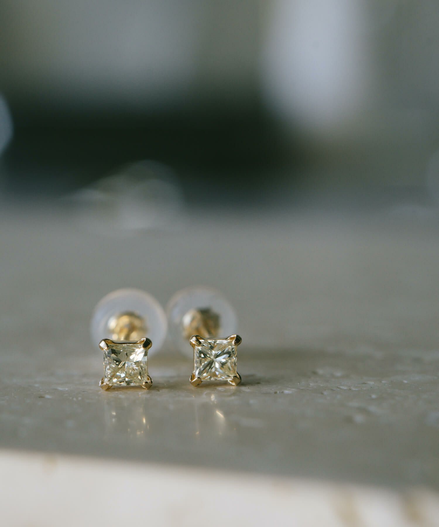 ゴールド 18k ダイヤ ピアス ダイヤモンド 一粒 レディース ブランド プリンセスカット