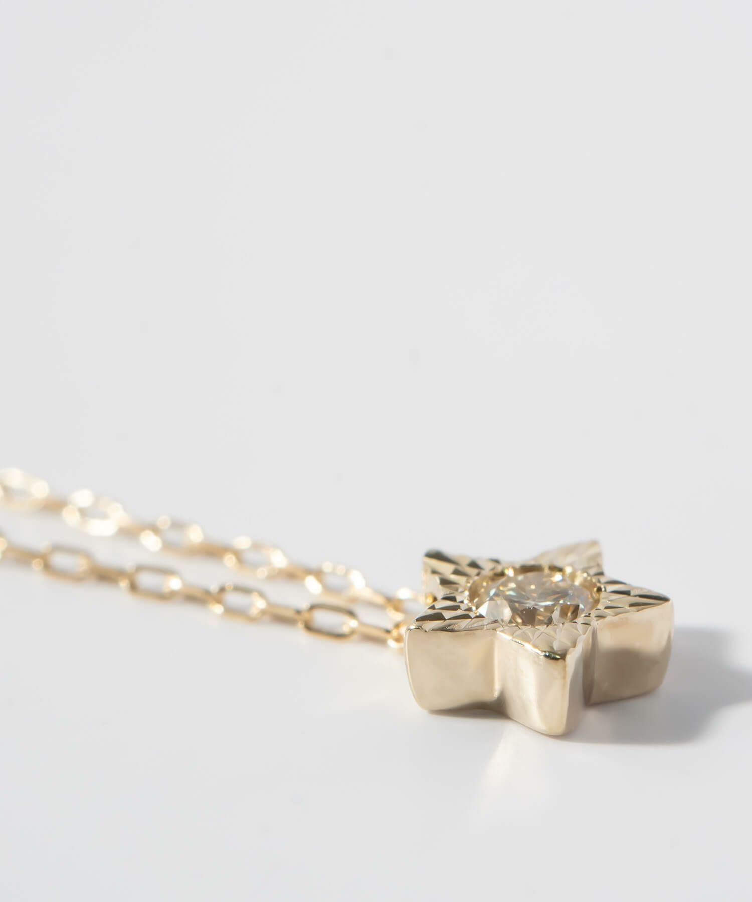 ダイヤモンド ネックレス 一粒 星 スター レディース シンプル 大人 【atria アトリア】 ダイヤ ネックレス イエローゴールド 10金 ネックレス チェーン 10k k10 ゴールド アレルギー 対応 上品 エレガント 40cm 40センチ ネックレス  華奢 緻密 細い 滑らか ダイアモンド