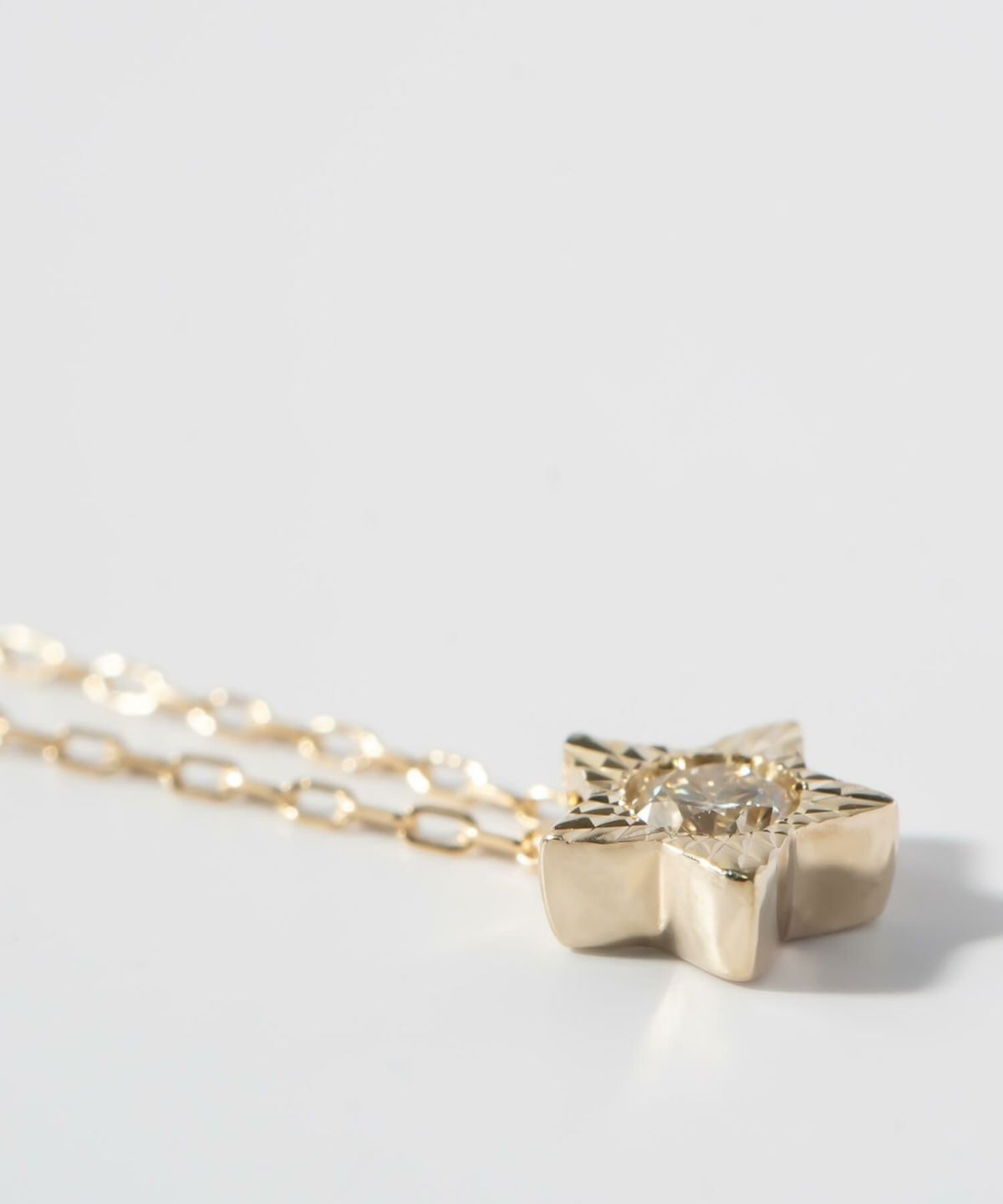 ダイヤモンド ネックレス 一粒 星 スター レディース シンプル 大人 【atria アトリア】 ダイヤ ネックレス イエローゴールド 10金 ネックレス チェーン 10k k10 ゴールド アレルギー 対応 上品 エレガント 40cm 40センチ ネックレス  華奢 緻密 細い 滑らか ダイアモンド