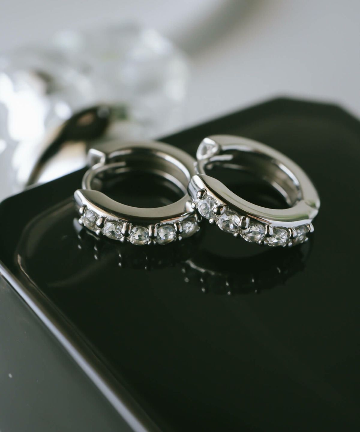 フープピアス 大ぶり 大きめ シルバー 925 フープ ピアス ホワイトトパーズ 【elveria エルベリア】 天然石 ピアス 金属アレルギー キラキラ クリスタルパヴェ 両耳用 ラインストーン 人気 大人 可愛い おしゃれ