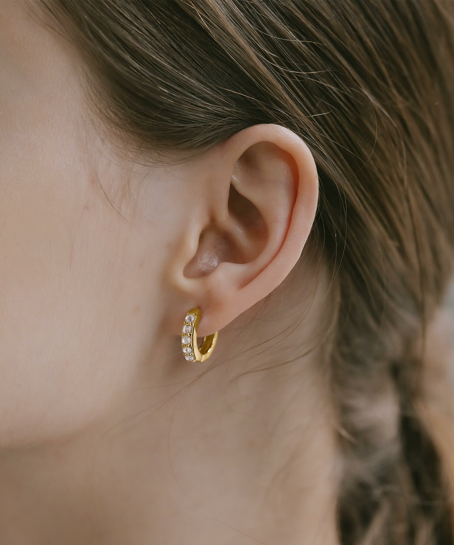 フープピアス 大ぶり 大きめ シルバー 925 フープ ピアス ホワイトトパーズ 【elveria エルベリア】 天然石 ピアス 金属アレルギー キラキラ クリスタルパヴェ 両耳用 ラインストーン 人気 大人 可愛い おしゃれ