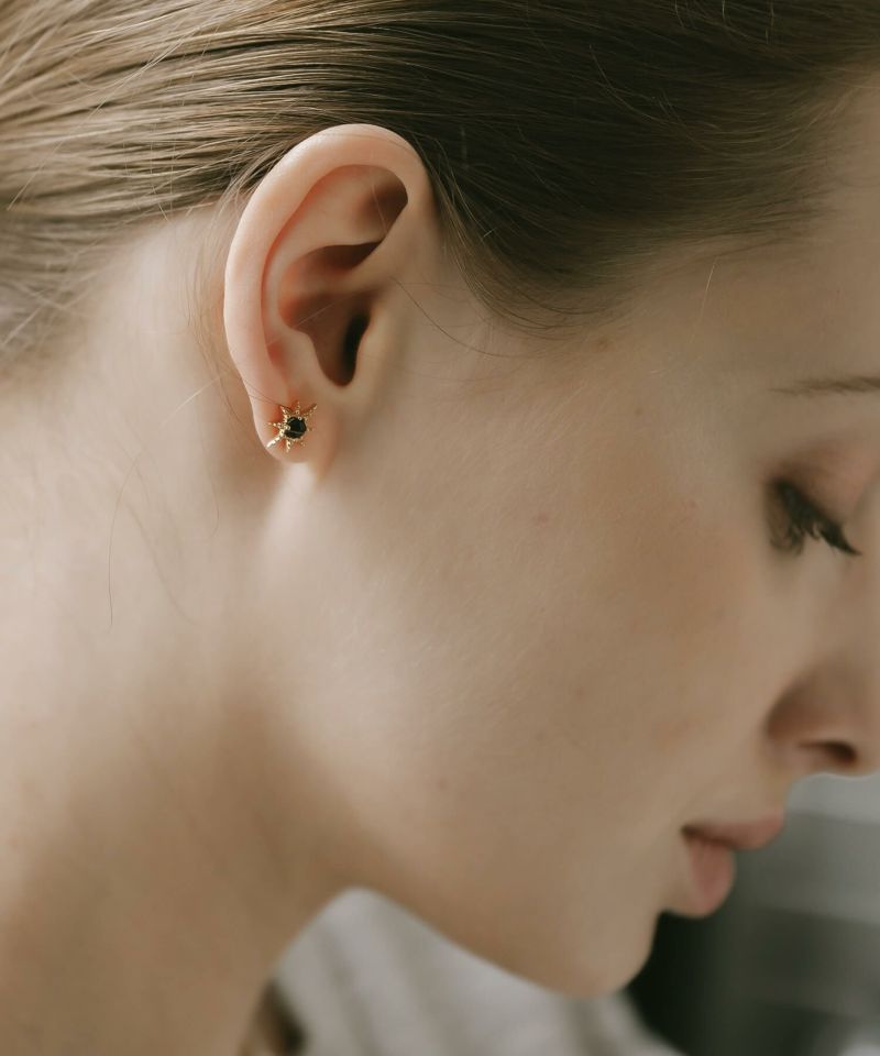 18金 仕上げ ピアス シルバー 925 スタッド ピアス ブラックオニキス 【solaria ソラリア】 星 スター 小ぶり 小さめ 天然石 ピアス 金属アレルギー キラキラ 両耳用 人気 大人 可愛い おしゃれ