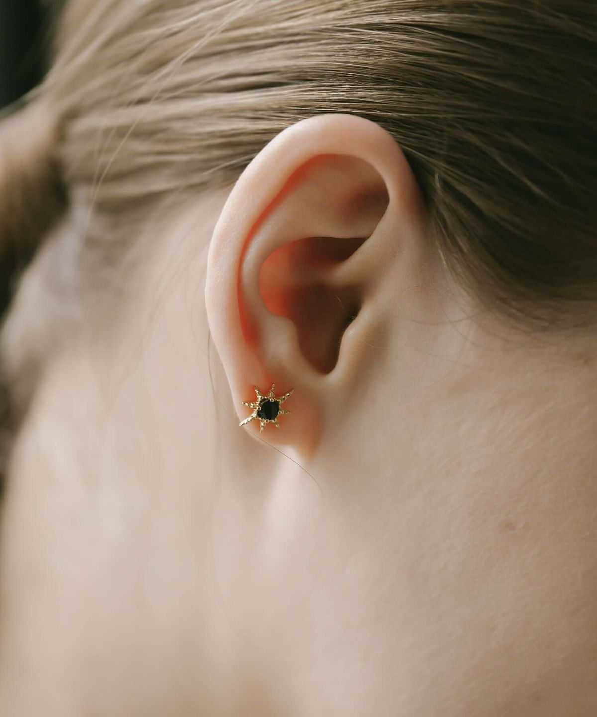 18金 仕上げ ピアス シルバー 925 スタッド ピアス ブラックオニキス 【solaria ソラリア】 星 スター 小ぶり 小さめ 天然石 ピアス 金属アレルギー キラキラ 両耳用 人気 大人 可愛い おしゃれ