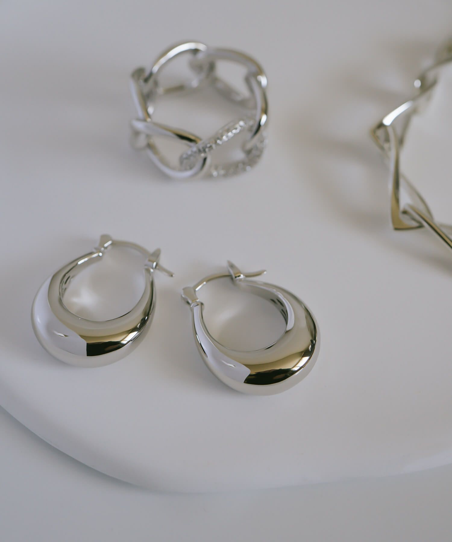 フープピアス 大きめ シルバー ピアス フープ 金属アレルギー対応 【Ladew-miel ラデューミエル】 レディース ドロップ 揺れる シルバー925 雫 大きい 大ぶり ゴールド オーバル おしゃれ 個性的 人気 シンプル カジュアル 大人 かわいい