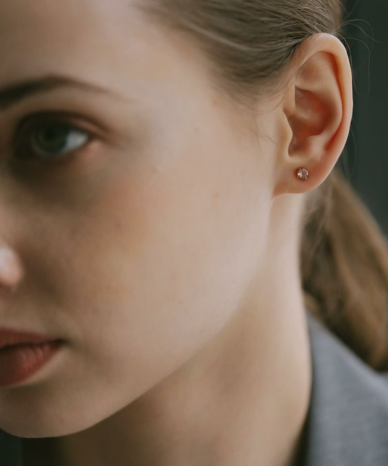 ピアス 一粒 天然石 【enlille-nova エンリル・ノヴァ】  ゴールド K10 金属アレルギー対応 タンザナイト ブルートパーズ トルマリン  ブランド 10K 10金 小さめ 小さい 小ぶり 大人 おしゃれ シンプル レディース  誕生石 エレガント 石 パワーストーン お守り 軽量 推し色