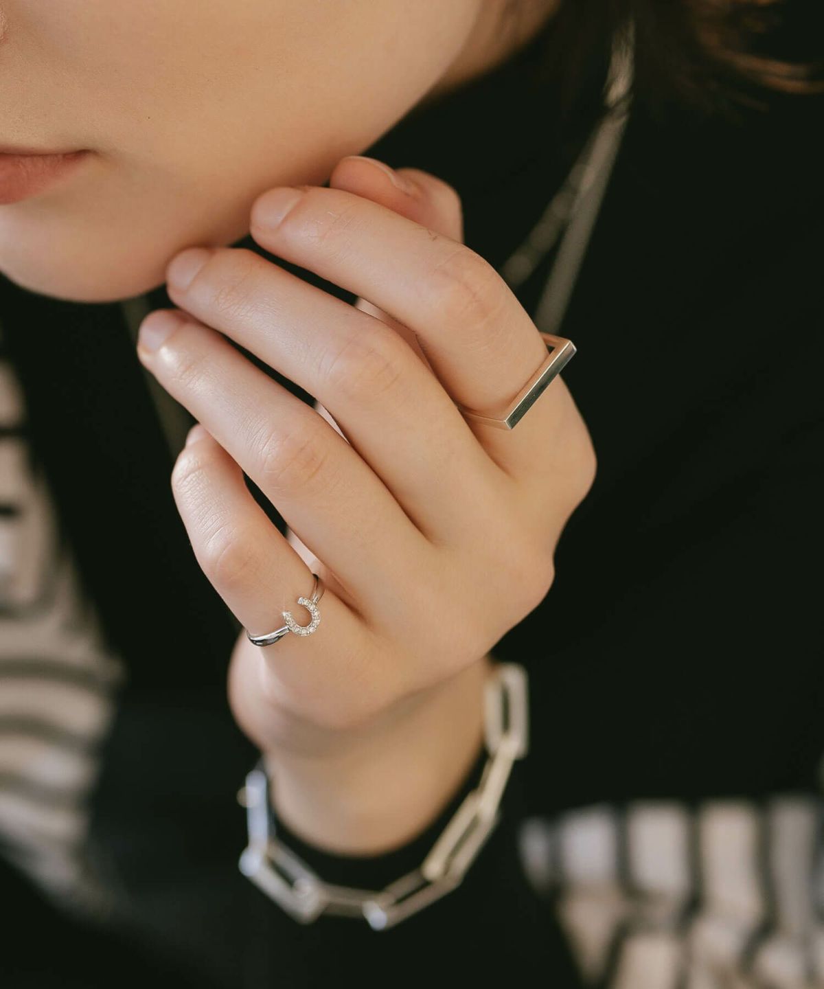 k10 ホワイトゴールド リング 指輪 レディース ダイヤ おしゃれ シンプル ピンキーリング 【equina エクイナ】 ダイヤモンド 指輪 10金 リング 10K プレゼント 女性 誕生日 母 還暦祝い 指輪 ブランド 人気 20代 30代 40代 50代 プレゼント 大人 ピンキー リング