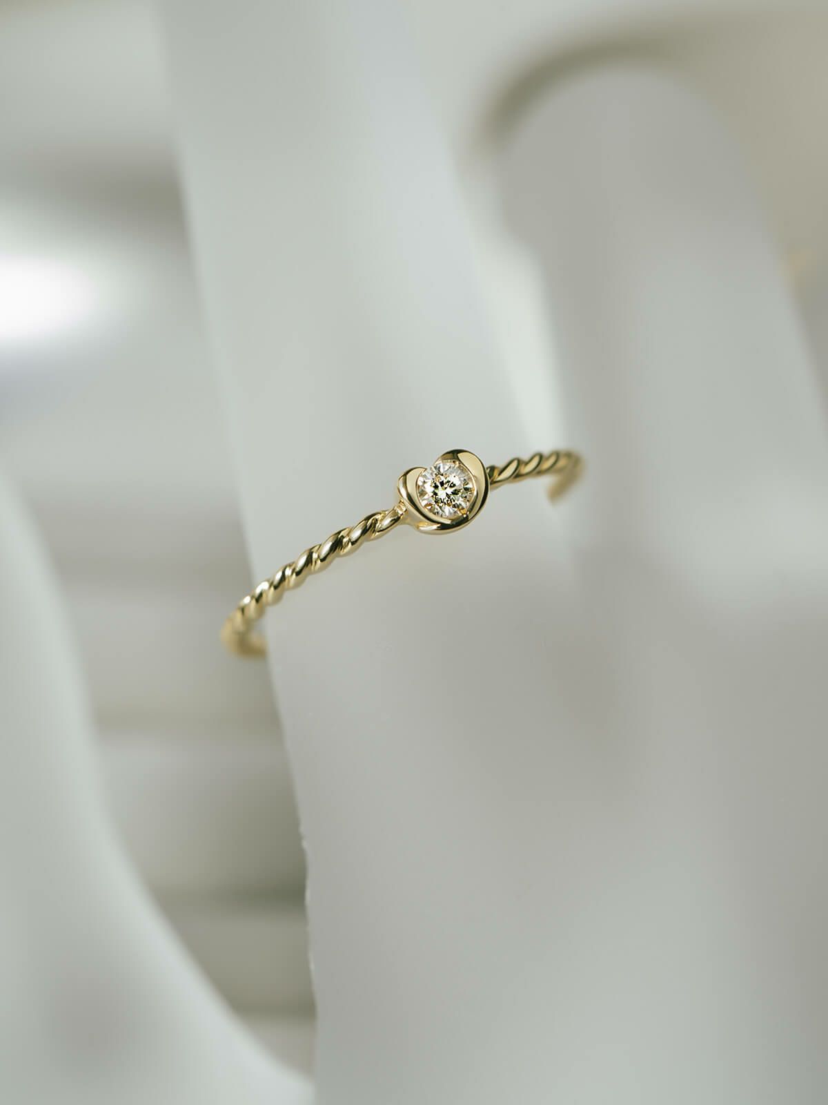 ダイヤ 指輪 ダイヤモンド 18金 リング k18 シンプル 【meon メオン】 18k リング ダイヤ レディース ゴールド 誕生石 パワーストーン 指輪 レディース おしゃれ つけっぱなし 華奢 リング 重ね 付け 重ねづけ 繊細 リング