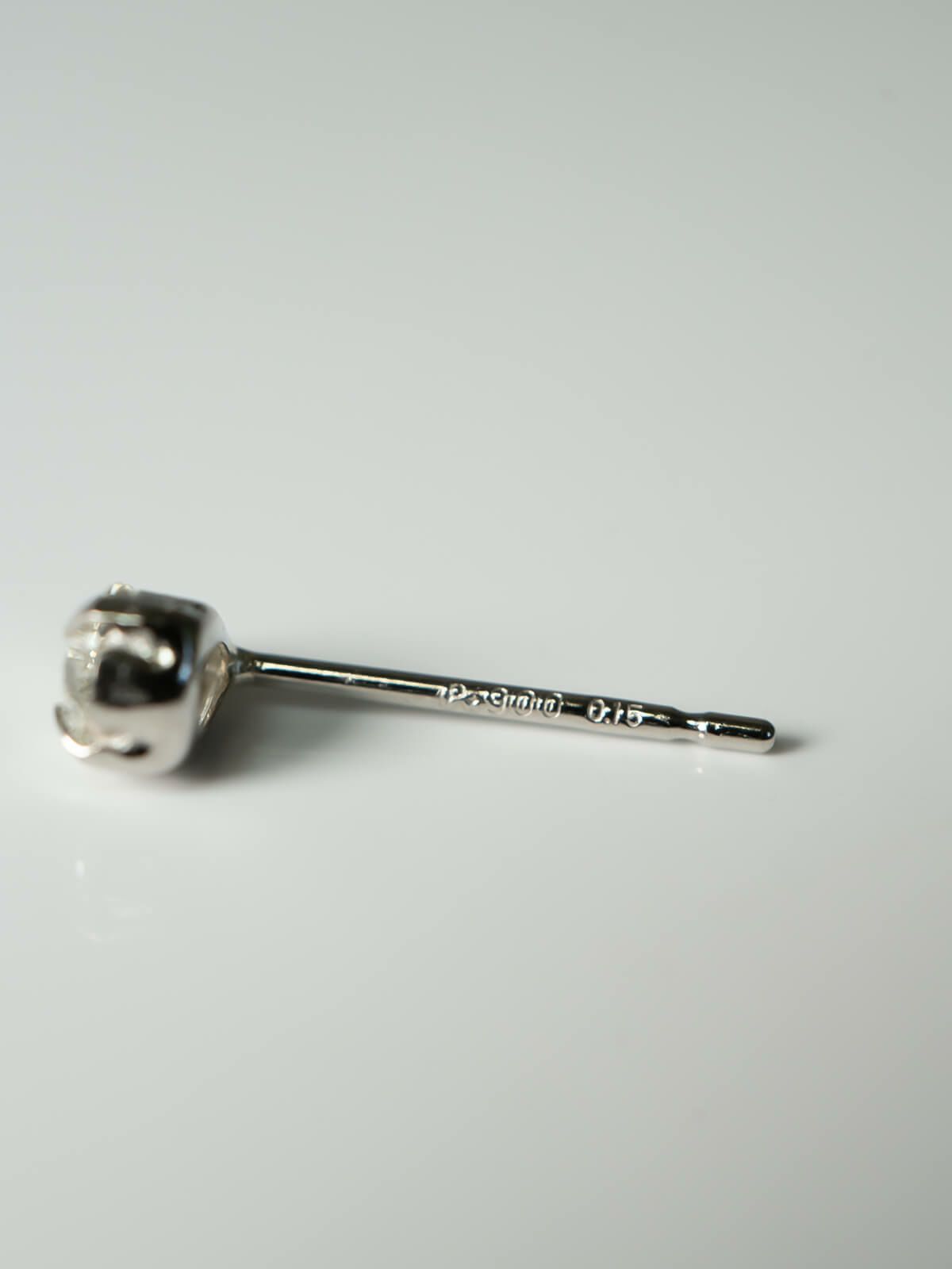 【特価_数量限定】ダイヤモンド ピアス 一粒 プラチナ 計0.3ct  【asteri-dew アステリ・デュー】 雫 ダイヤ つけっぱなし ピアス 金属アレルギー対応 おしゃれ シンプル 女性 誕生石 極小 ダイヤ レディース