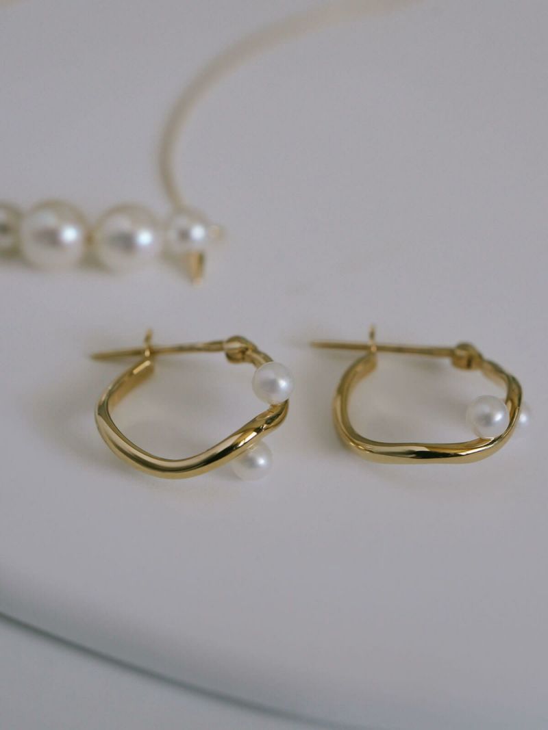 真珠 パール ピアス 揺れる フープ 金属アレルギー対応 18K 仕上げ 淡水パール 【afrizo-nadia アフリジオ・ナディア】 フープピアス レディース ピアス 大人 小さめ シルバー925 ピアス 小さい 小ぶり プレゼント 女性 誕生日 彼女 記念日