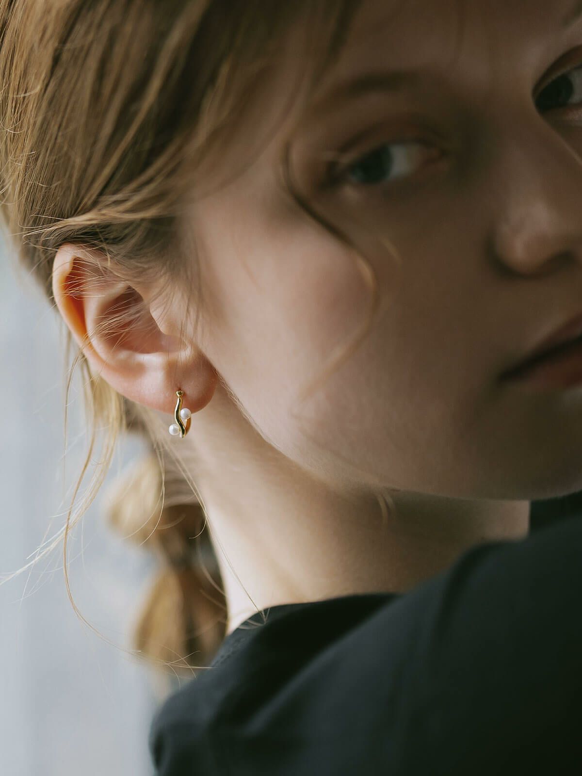 真珠 パール ピアス 揺れる フープ 金属アレルギー対応 18K 仕上げ 淡水パール 【afrizo-nadia アフリジオ・ナディア】 フープピアス レディース ピアス 大人 小さめ シルバー925 ピアス 小さい 小ぶり プレゼント 女性 誕生日 彼女 記念日