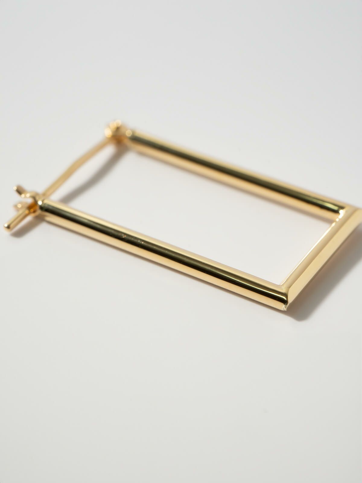 フープ ピアス 金属アレルギー対応 18K 18金 K18 フープピアス 【elpota エルポタ】 メンズ ピアス レディース 大人 可愛い ジュエリー アクセサリー プレゼント 女性 ギフト 誕生日 彼女 ピアス モード モード系 大きめ おしゃれ 軽量