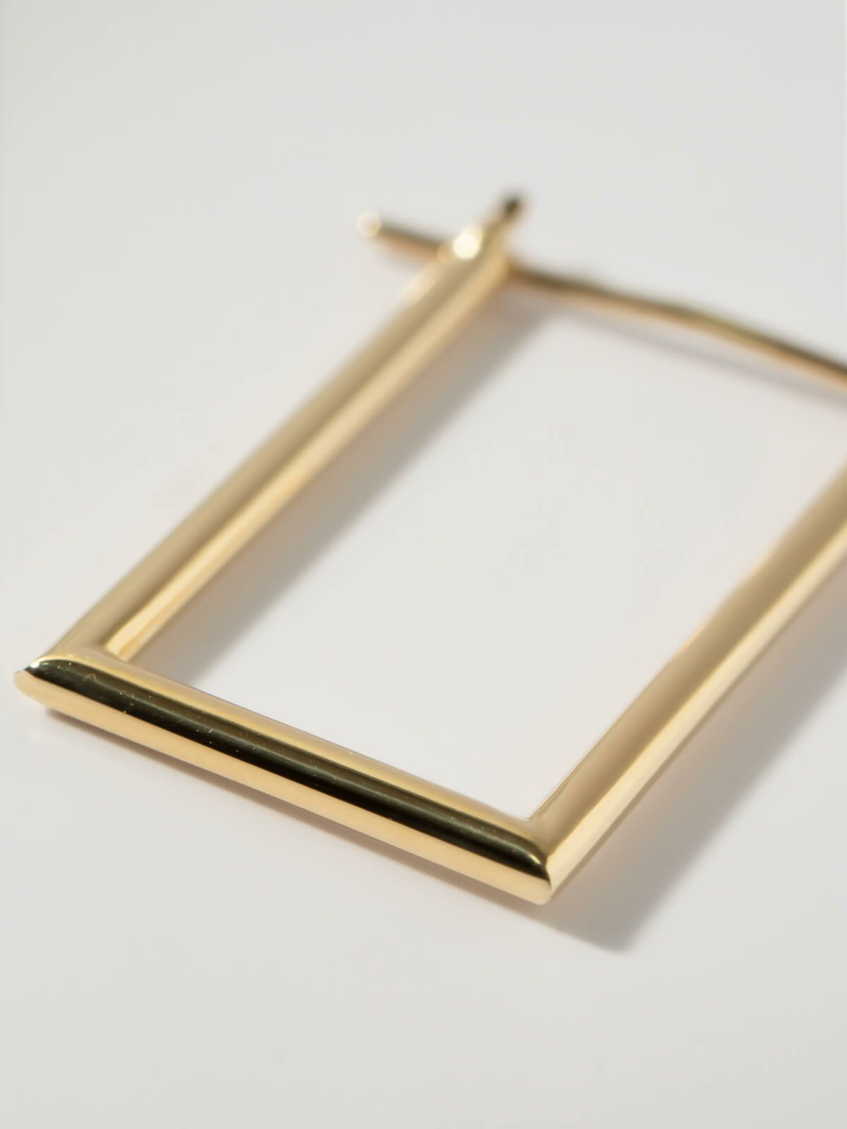 フープ ピアス 金属アレルギー対応 18K 18金 K18 フープピアス 【elpota エルポタ】 メンズ ピアス レディース 大人 可愛い ジュエリー アクセサリー プレゼント 女性 ギフト 誕生日 彼女 ピアス モード モード系 大きめ おしゃれ 軽量