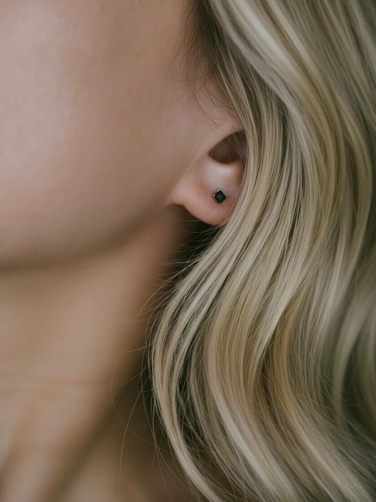 ピアス サファイヤ ブルー レディース プラチナ ブランド