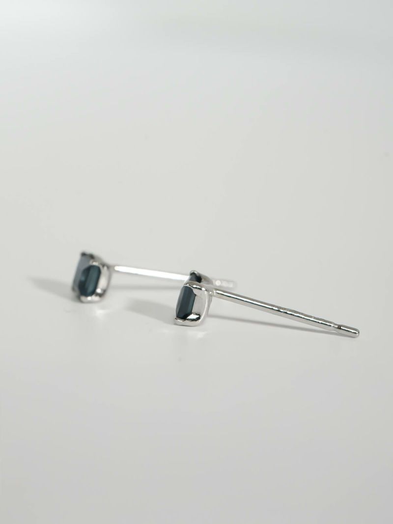 ピアス サファイヤ ブルー レディース プラチナ ブランド