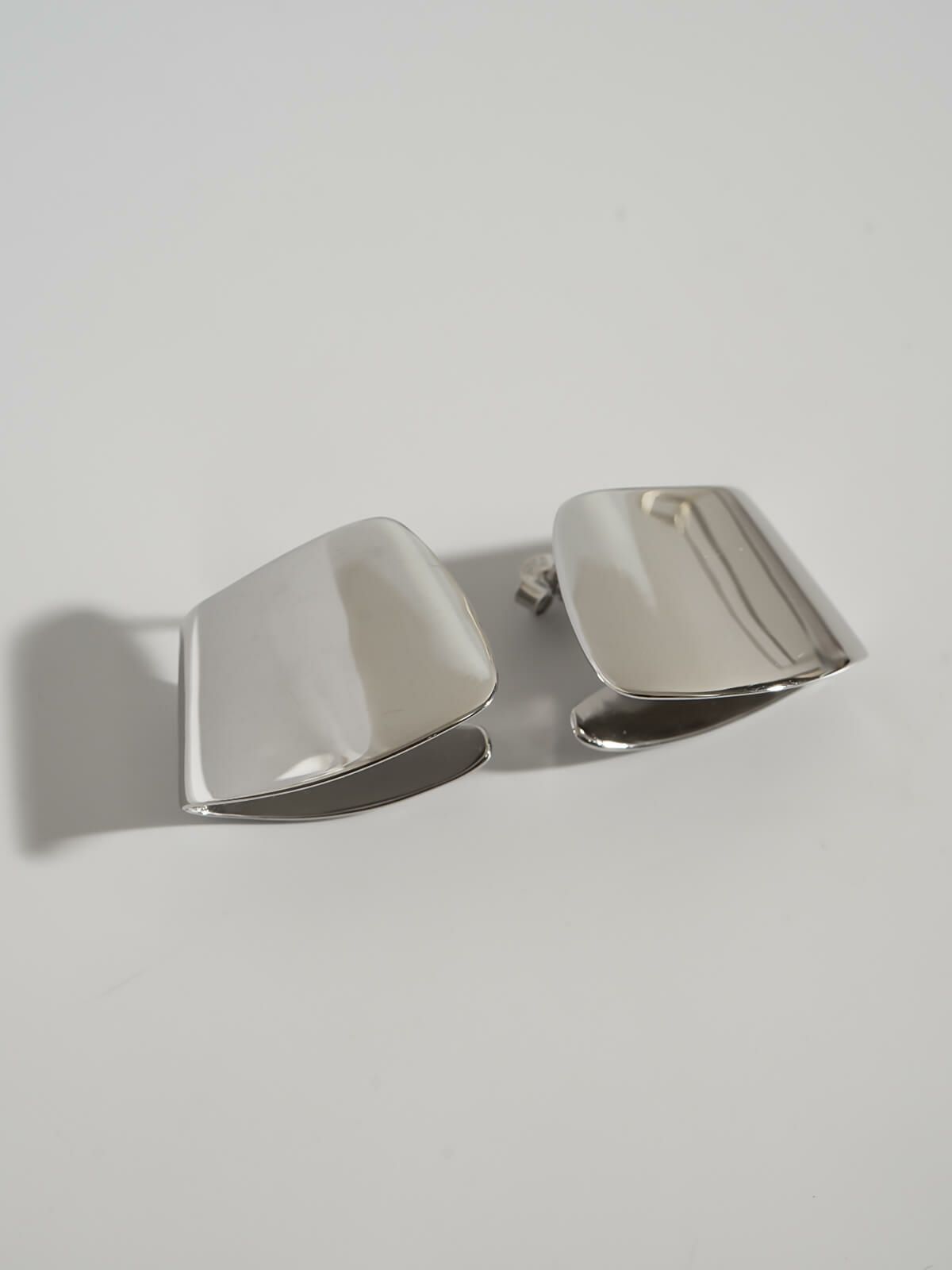 大ぶり ピアス レディース シンプル 大きめ ブランド【mirava ミラヴァ】