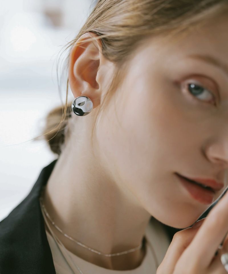 シンプルな大ぶりピアス シルバー925 レディース ブランド