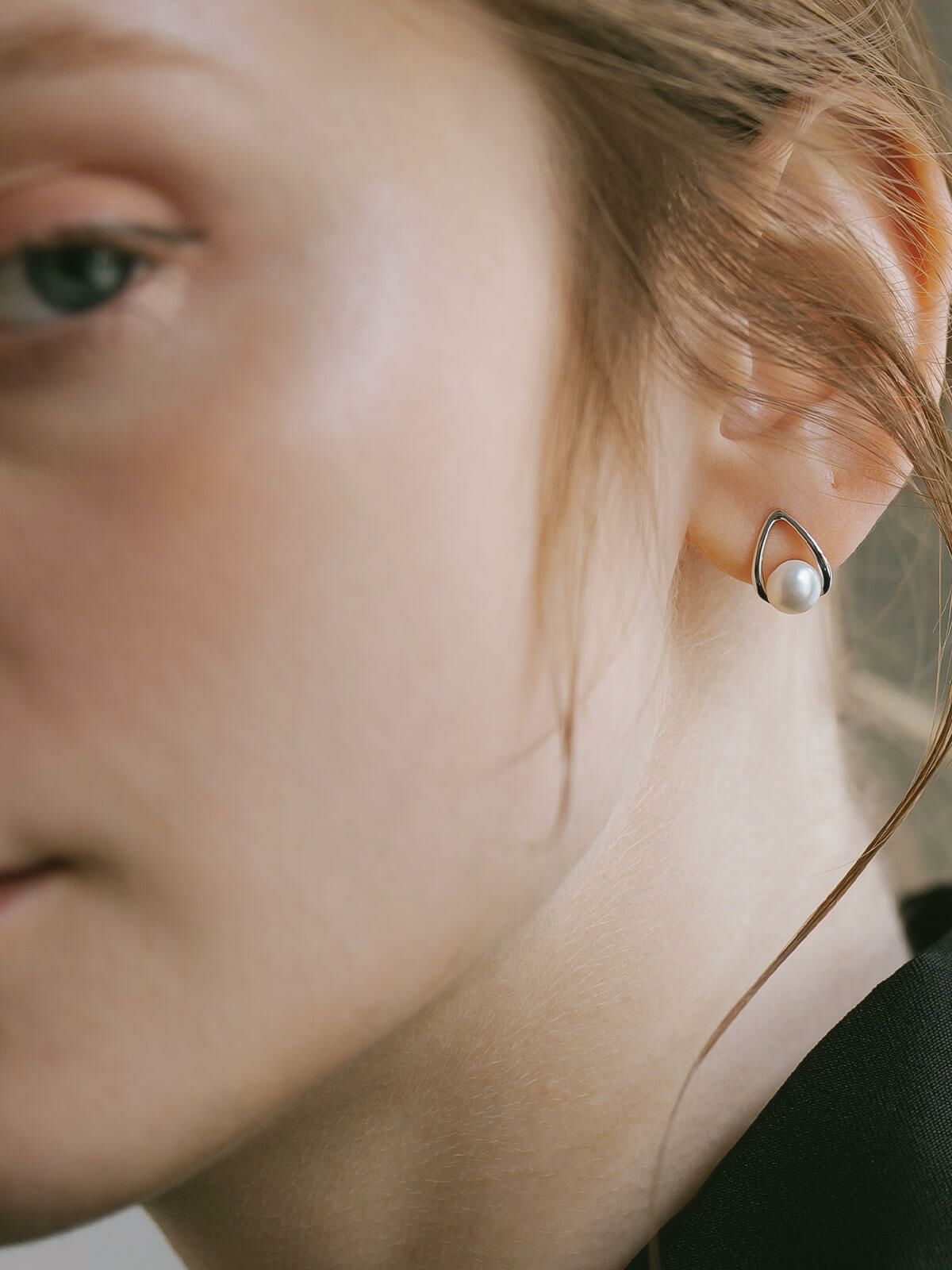 パール ピアス 一粒 ドロップ ぶら下がり シルバー925 金属アレルギー対応 フープ 【arne アルメ】 ドロップピアス 18k 仕上げ ピアス 真珠 普段 使い シルバー ゴールド ニッケルフリー シンプル ギフト プレゼント 女性 誕生日 クリスマス バレンタイン