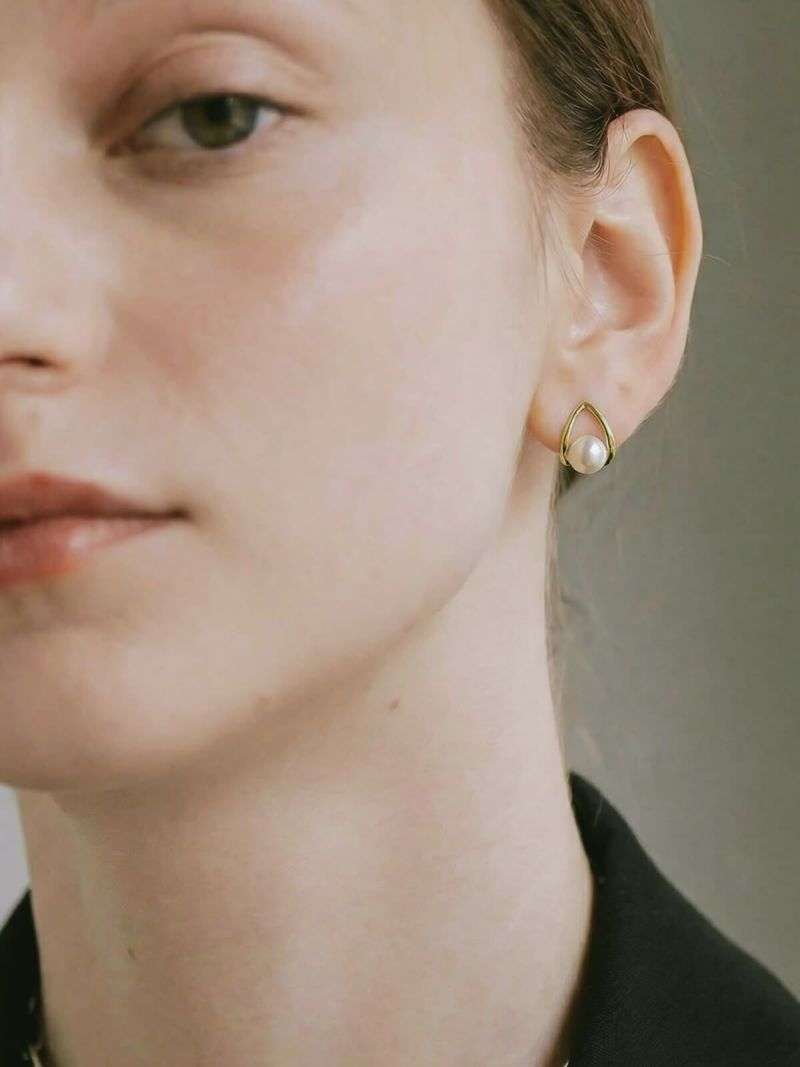 パール ピアス 一粒 ドロップ ぶら下がり シルバー925 金属アレルギー対応 フープ 【arne アルメ】 ドロップピアス 18k 仕上げ ピアス 真珠 普段 使い シルバー ゴールド ニッケルフリー シンプル ギフト プレゼント 女性 誕生日 クリスマス バレンタイン