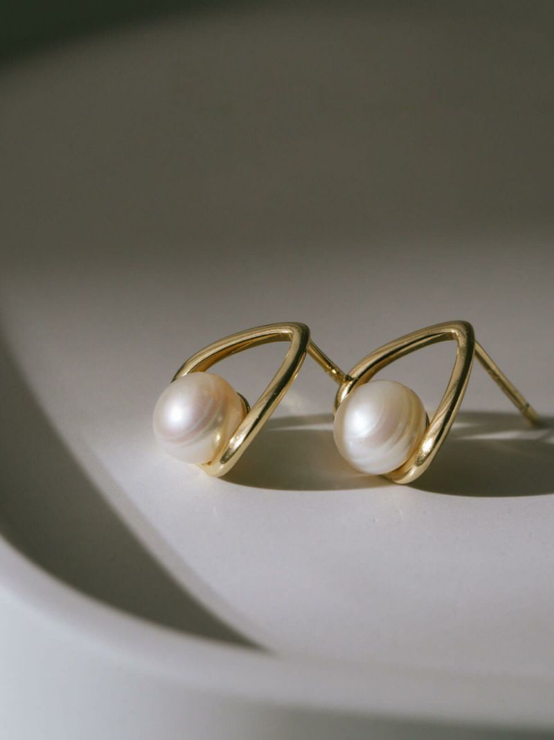 パールドロップピアス　エレガント　10K ドロップピアス（M5V10619＿＿） | EPOCA (Women)/エポカ