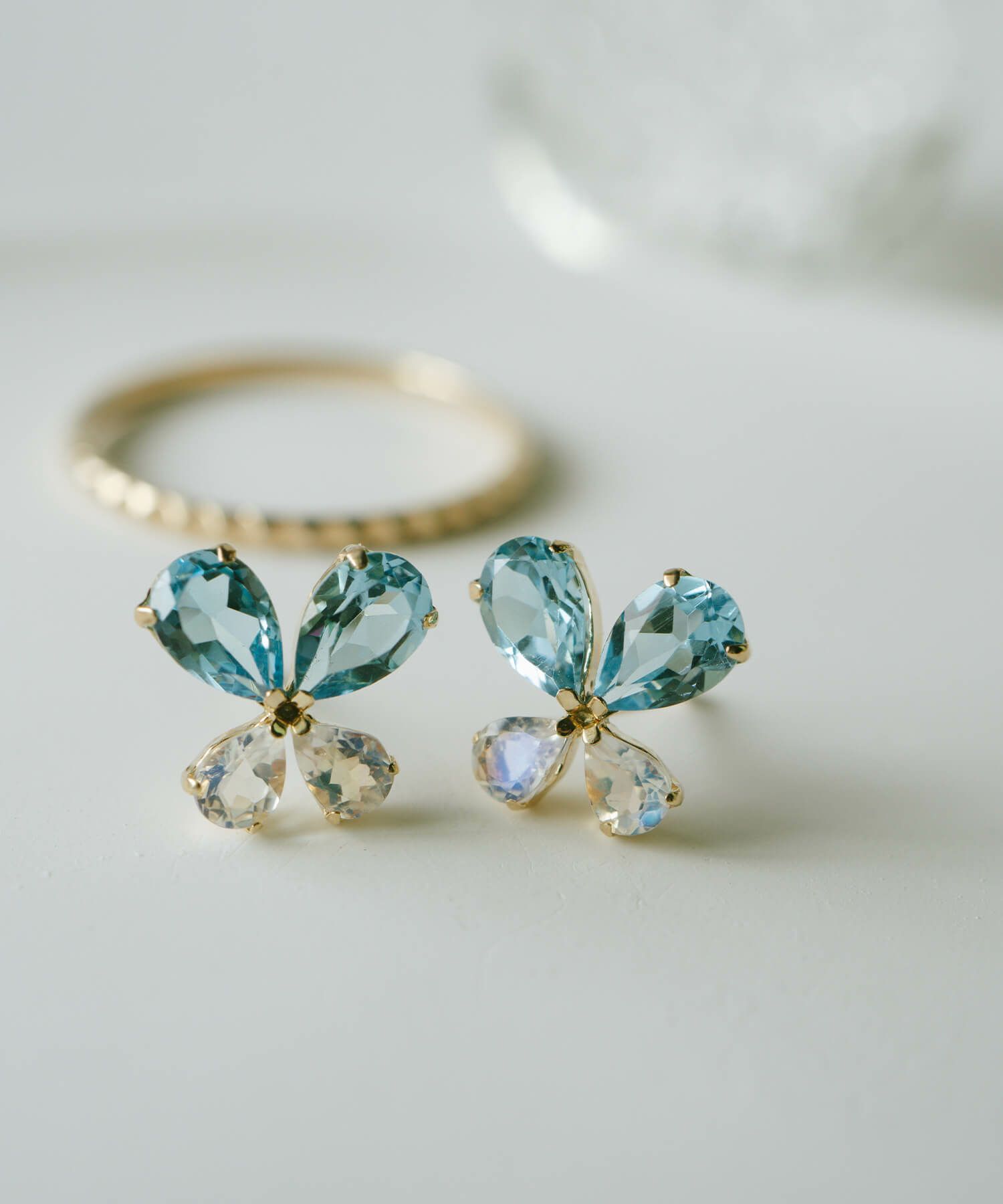 蝶 ピアス 10K 金属アレルギー 対応 【terra-papillon テラ・パピロン】 蝶々 バタフライ かわいい ピアス 10金 k10 色ーゴールド オパール 小さめ ピアス 小ぶり 大人 おしゃれ ピアス シンプル 小さい 誕生石 エレガント 石 パワーストーン お守り 繊細